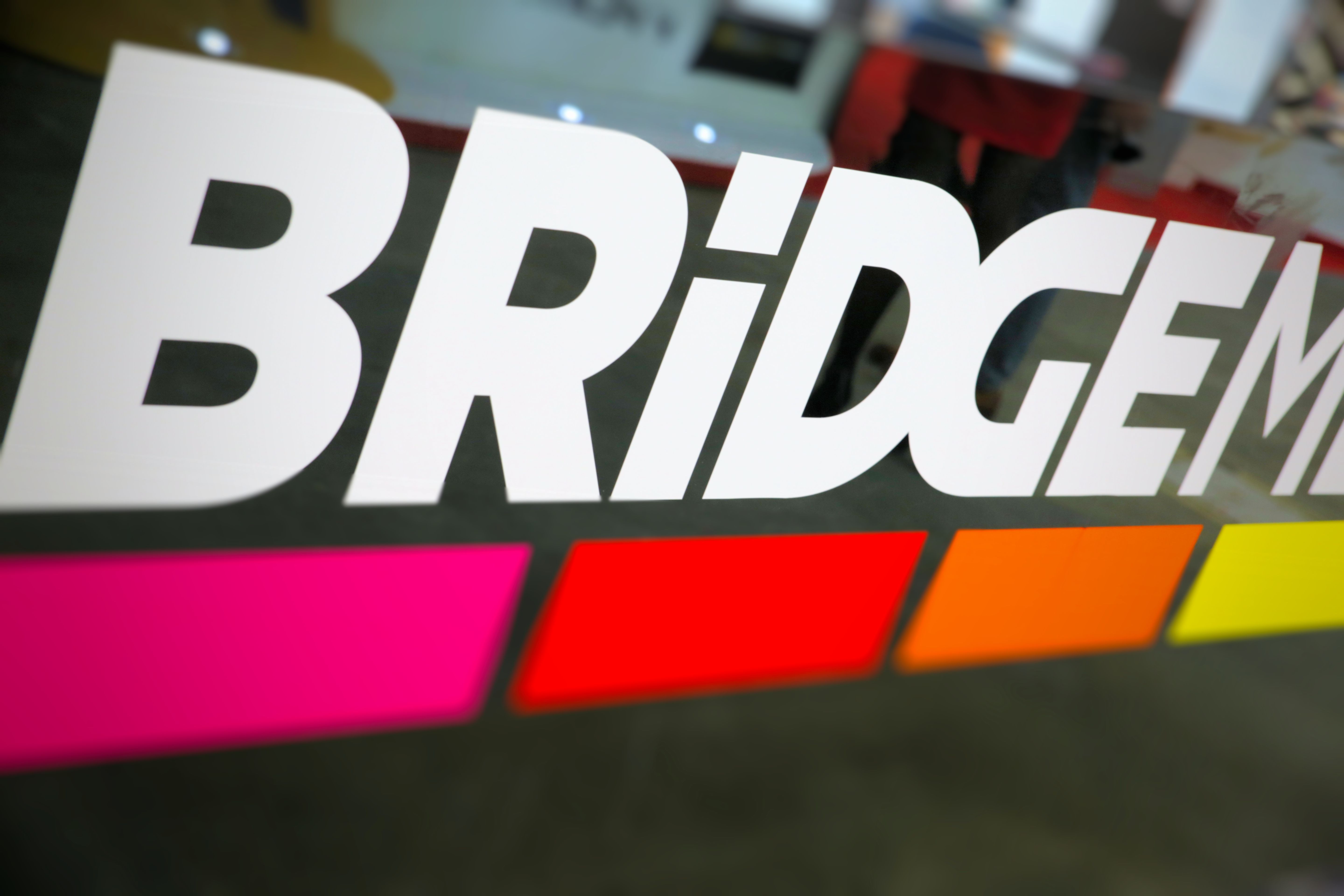 Бридже тв. Bridge Медиа. Телеканалы Bridge Media. Бридж Медиа логотип. Bridge Media 2011.