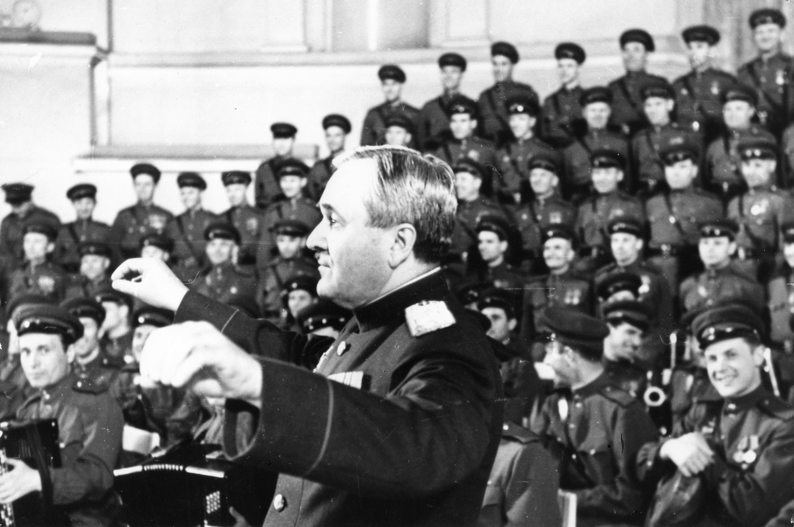 Россия скорбит по погибшим