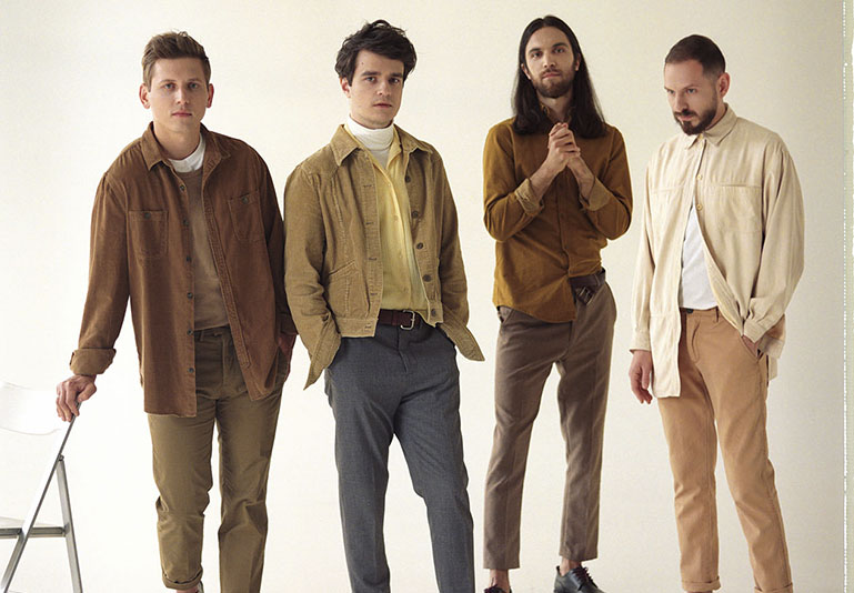 Brunettes Shoot Blondes