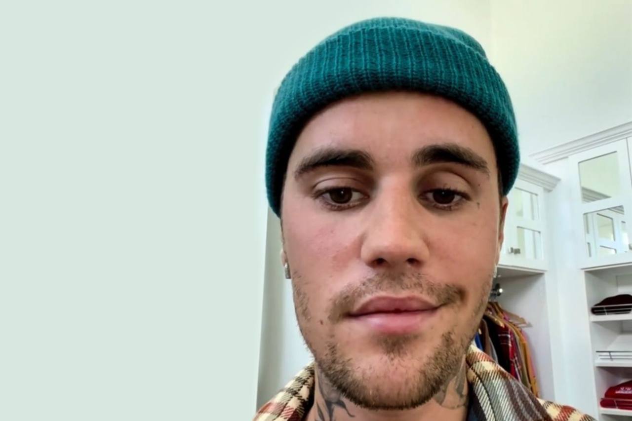 Почему Джастин Бибер снова перенес мировое турне?